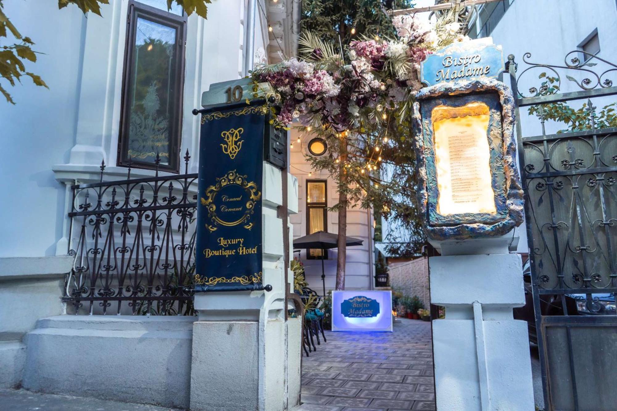 Conacul Coroanei Luxury Boutique Hotel Bukarest Exterior foto